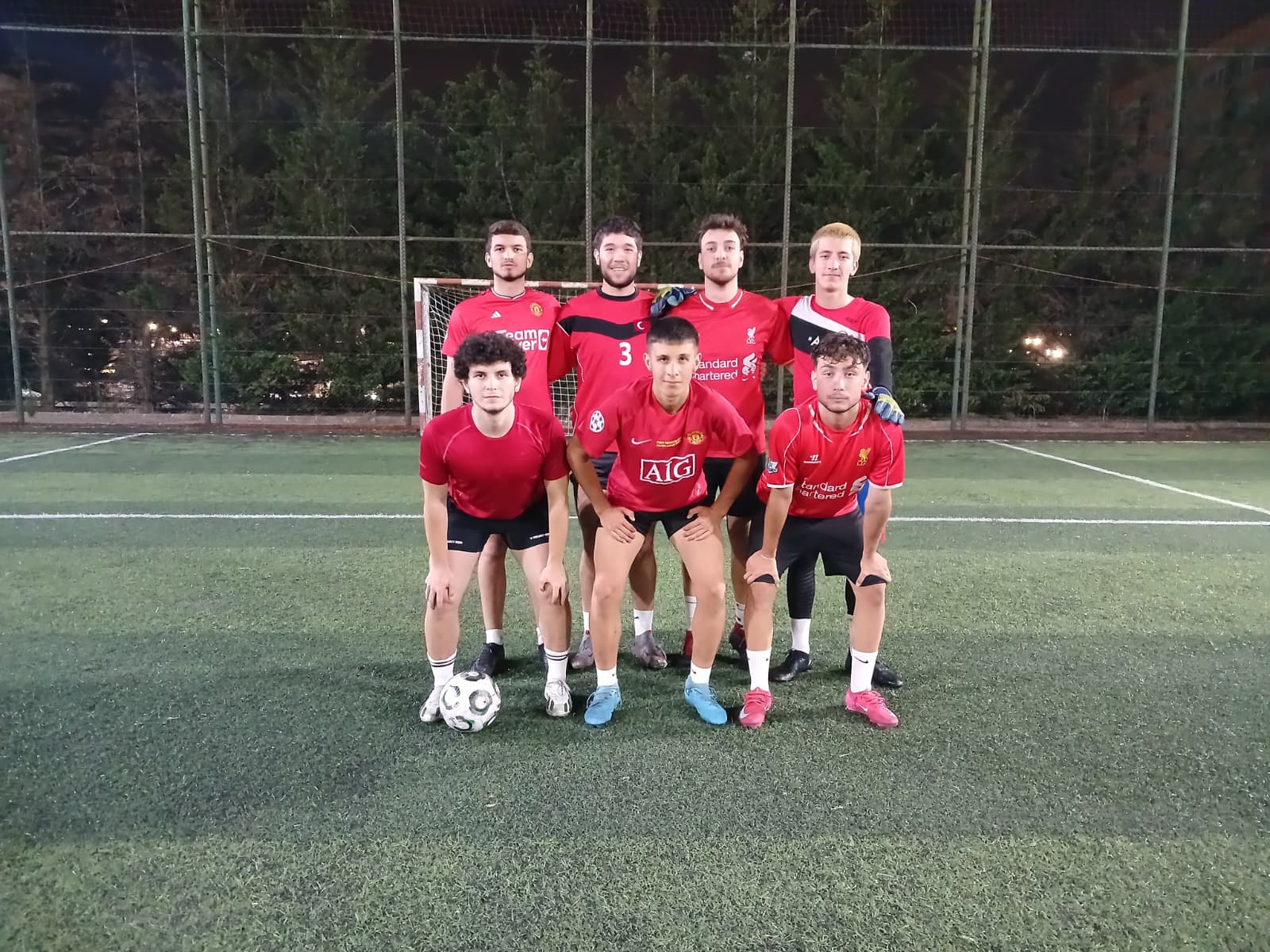SHARK UNITED - KIRMIZI EYTANLAR